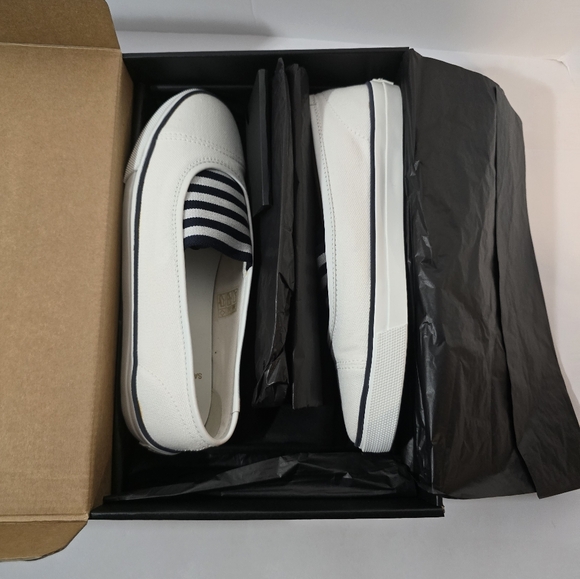 Saint Laurent White Sneakers - Picture 4 of 12